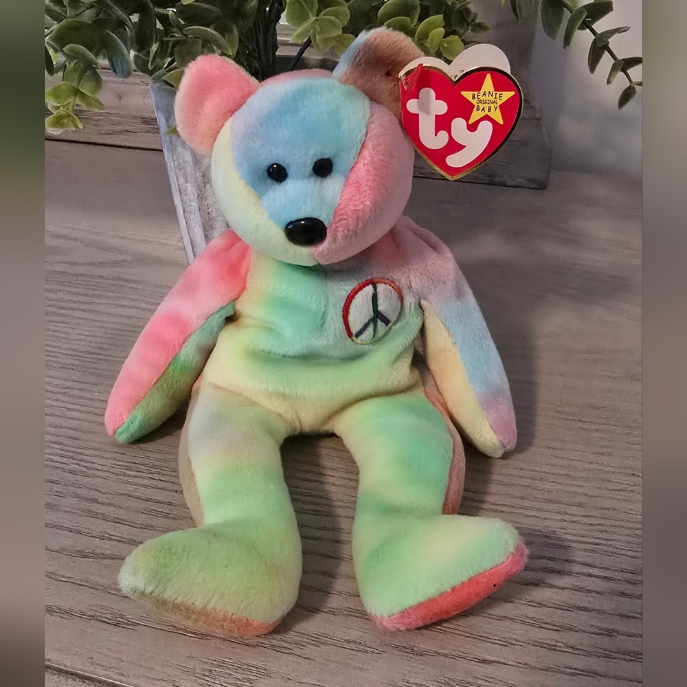 Beanie Babies Peace The Bear MINT condition. Tag Errors.